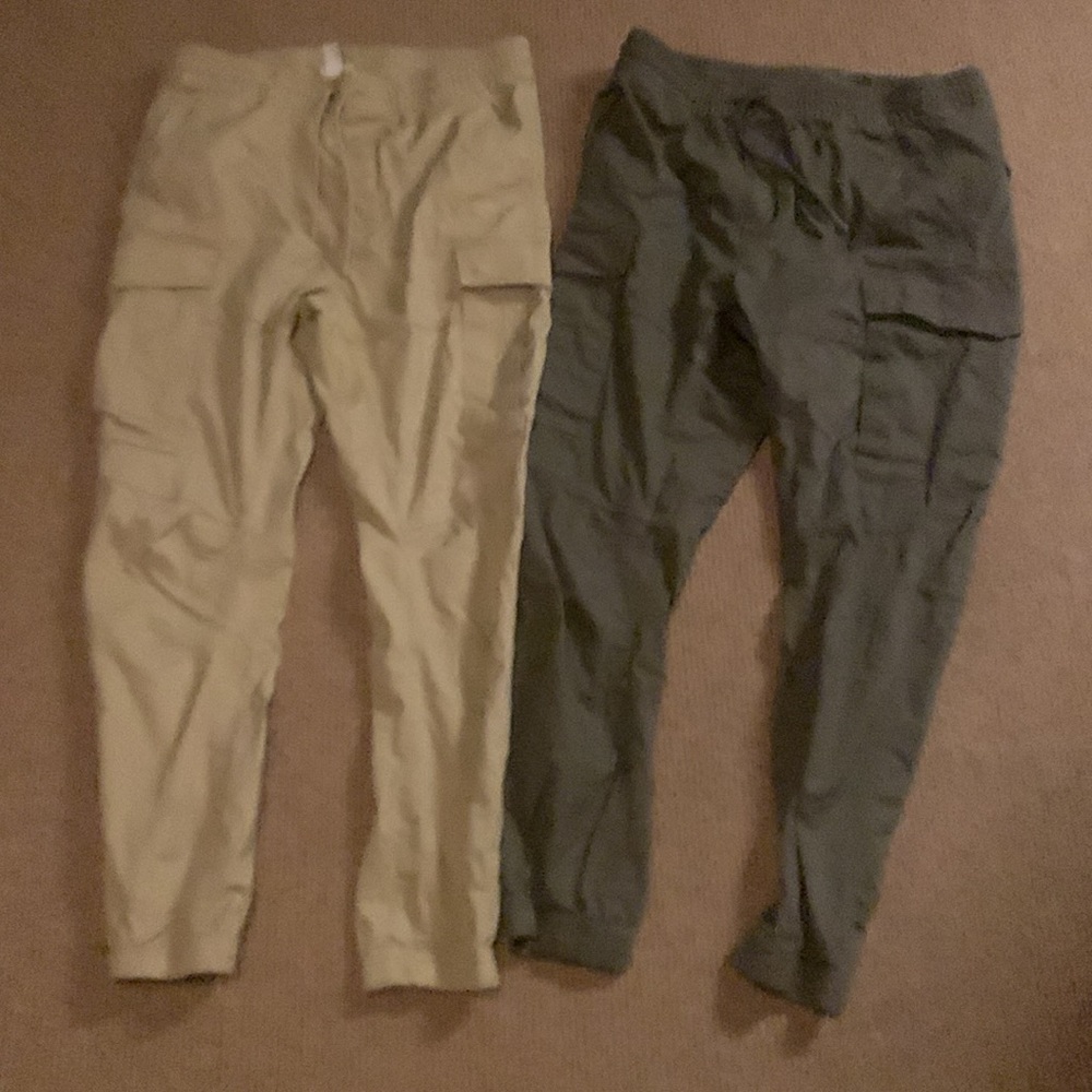 2 pairs of H&M cargo pants olive and khaki men’s medium
